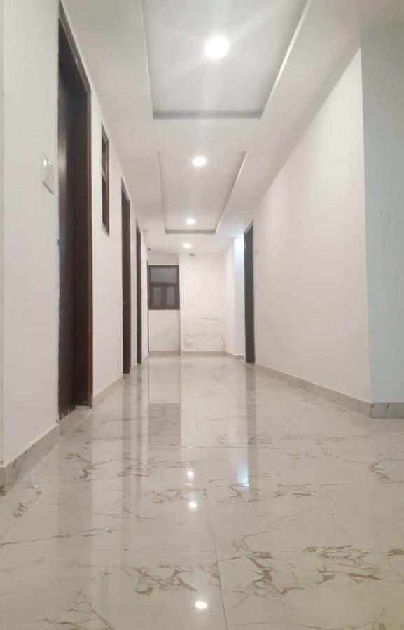 Hotel The Westend Green New Delhi Exterior foto